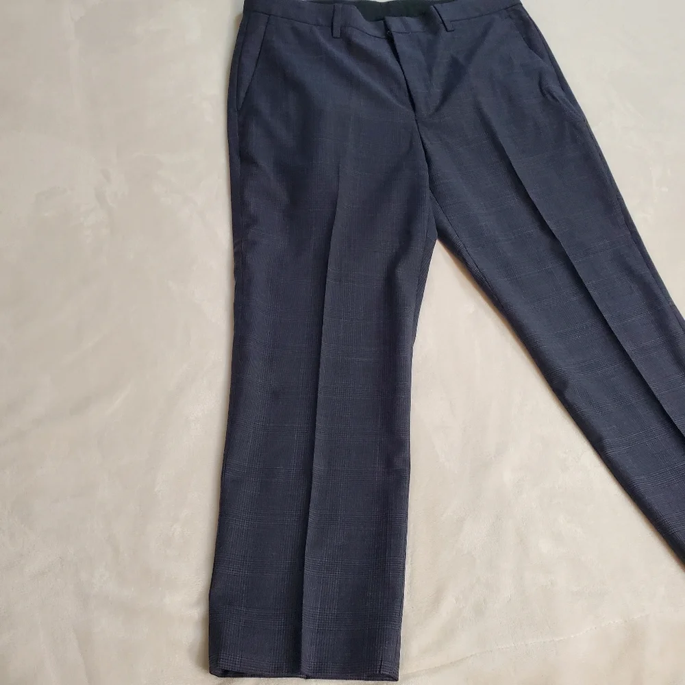 J. Crew Men's Dress Pants - Dark‎ Gray Size 32x30.
